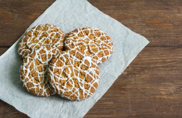 iced oatmeal cookies